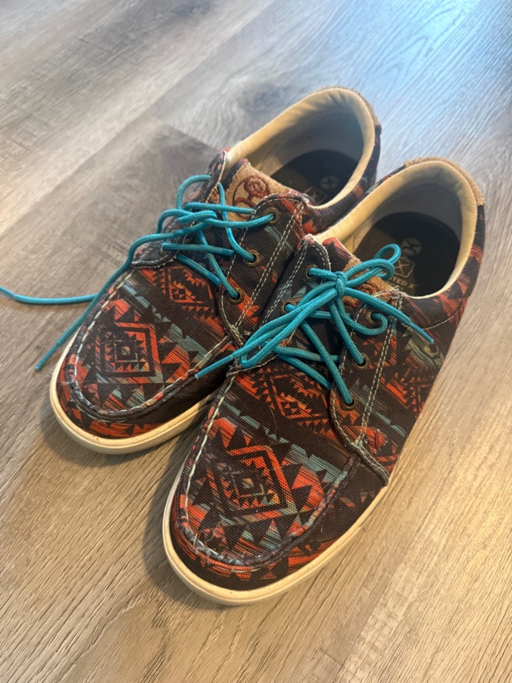 Twisted X Women's Aztec Canvas Sneakers with Teal Laces